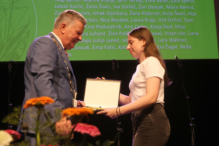ZLATA PETICA 139 FOTO LJUBO VUKELIČ